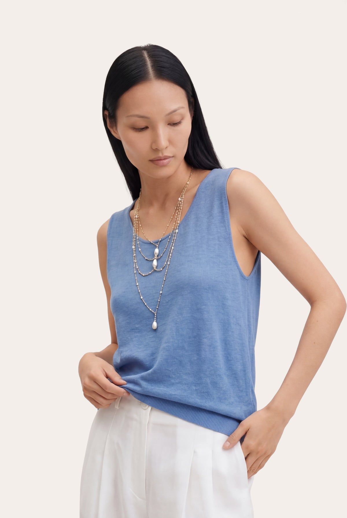 Women's Sleeveless Knit Top with Ribbed Hem – Bianco Lan, view 14