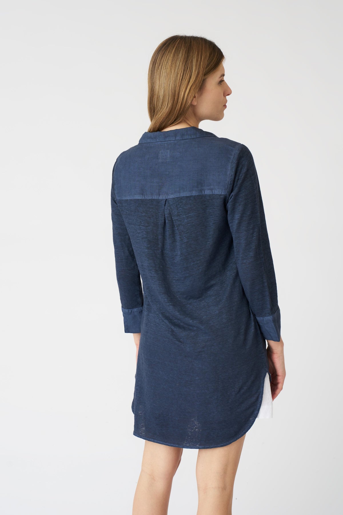 Women's Long Linen V-Neck Blouse – Navy Fade, view 4