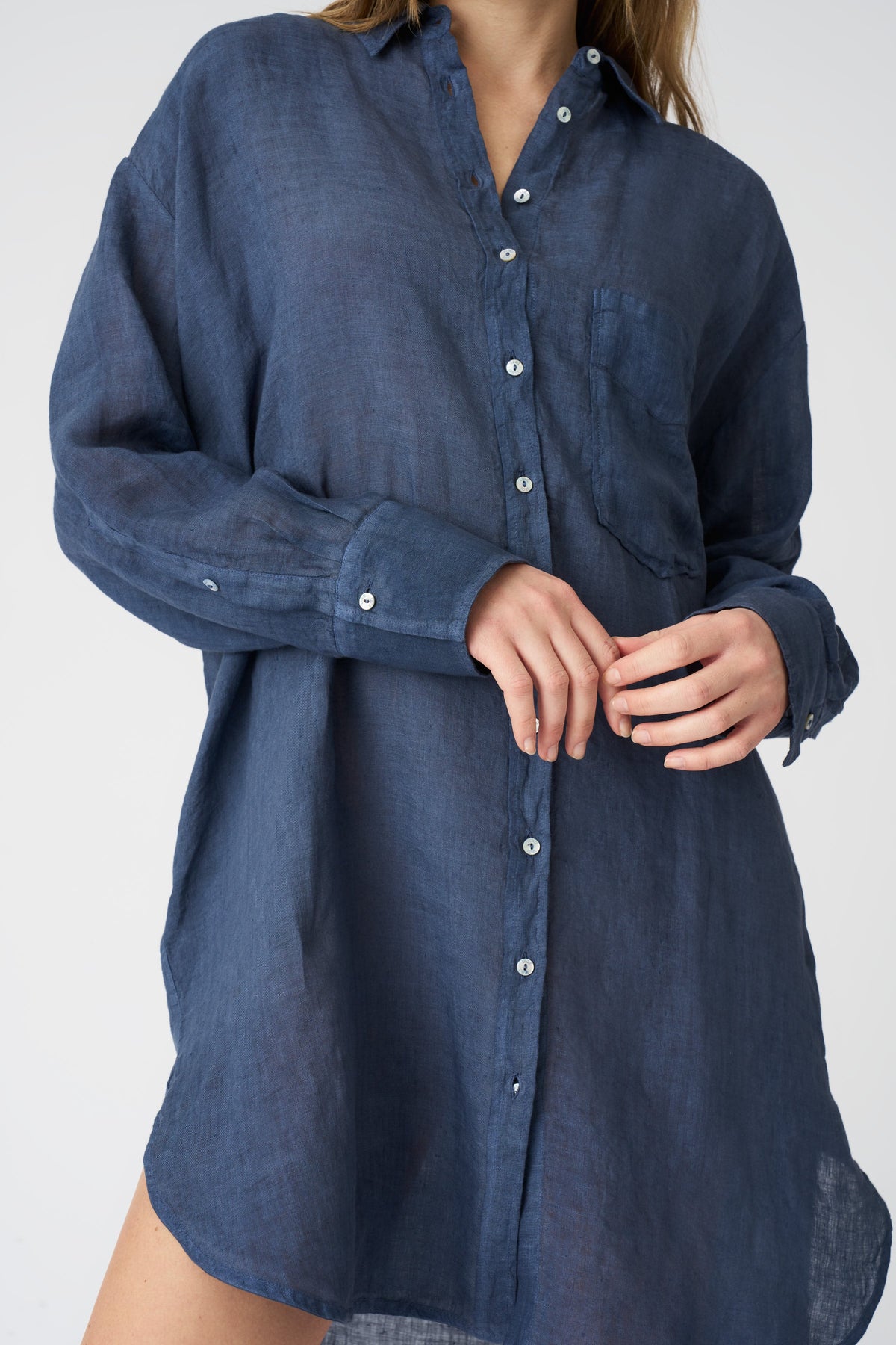 Women's Linen Oversized Shirt Dress – Navy Fade, view 4