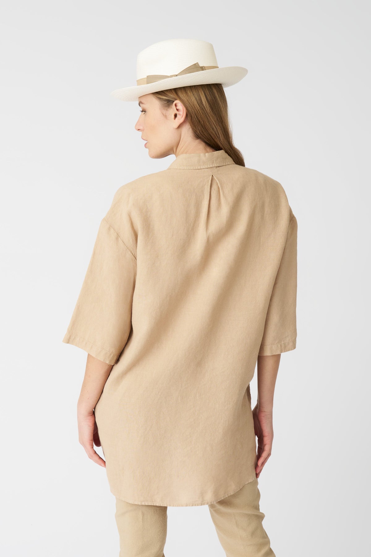 Women's Boyfriend Linen Shirt – Almond, view 4