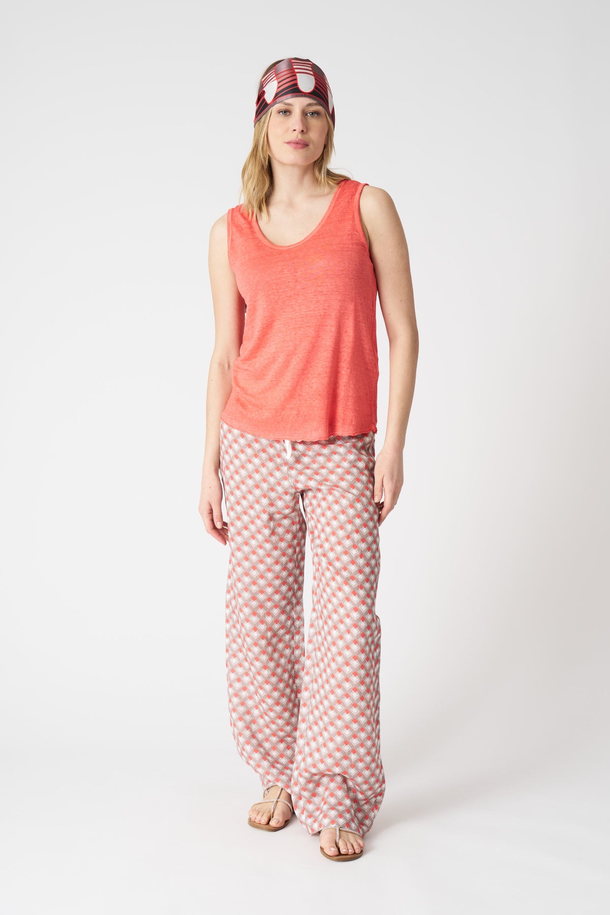 Women's Linen Relaxed-Fit Tank Top – Coral Soft Fade, view 3