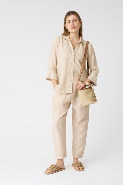 Women's Linen Regular-Fit V-Neck Shirt – Beige Soft Fade, view 3