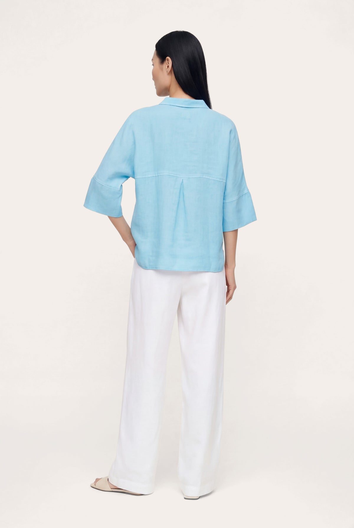 Women's Linen Relaxed-Fit Shirt with Chest Pocket – Navy Fade, view 9
