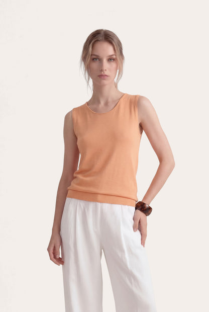 Women's Sleeveless Knit Top with Ribbed Hem – Bianco Lan, view 6