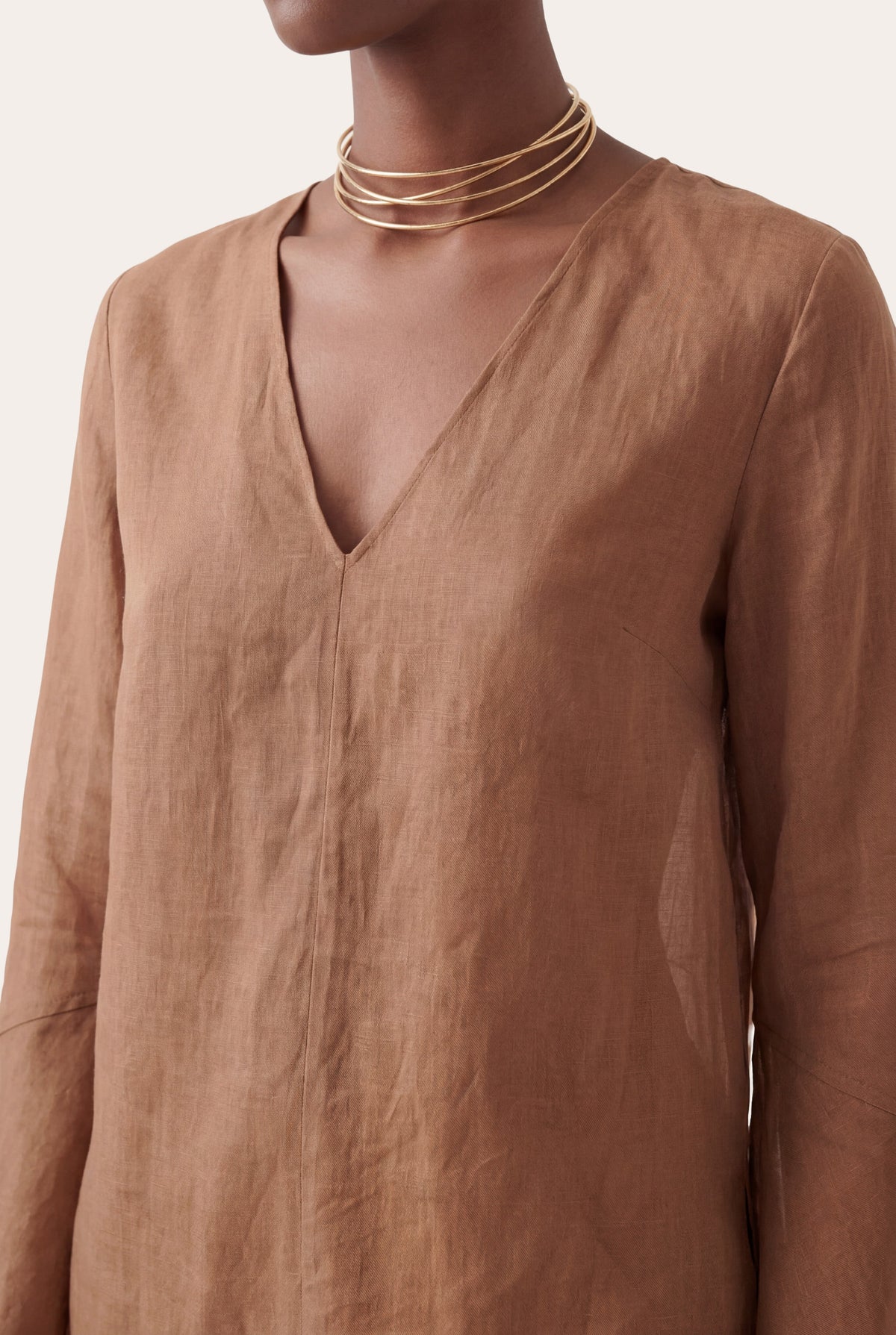 Women's Linen Cotton V-Neck Flared Blouse – Terra, view 3
