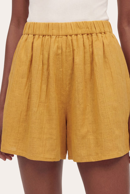 Women's Gathered Linen Shorts – Zafferano, view 3