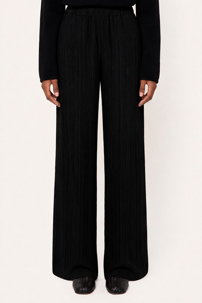 Women's Plissé Wool-Viscose Fluid Pants – Black, view 1