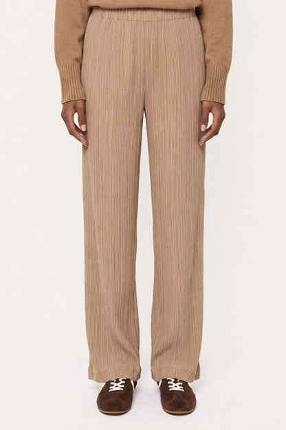 Women's Plissé Wool-Viscose Fluid Pants – Nut, view 1