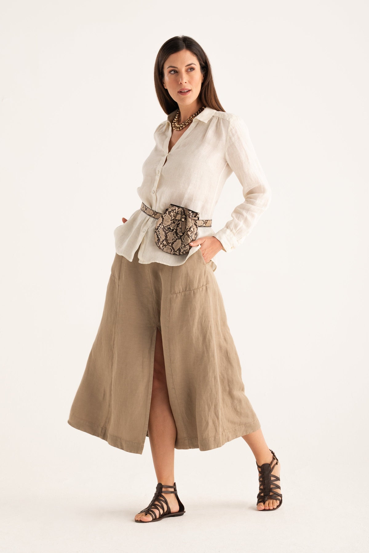 Women's Relaxed-Fit V-Neck Linen Shirt – Butter, view 1