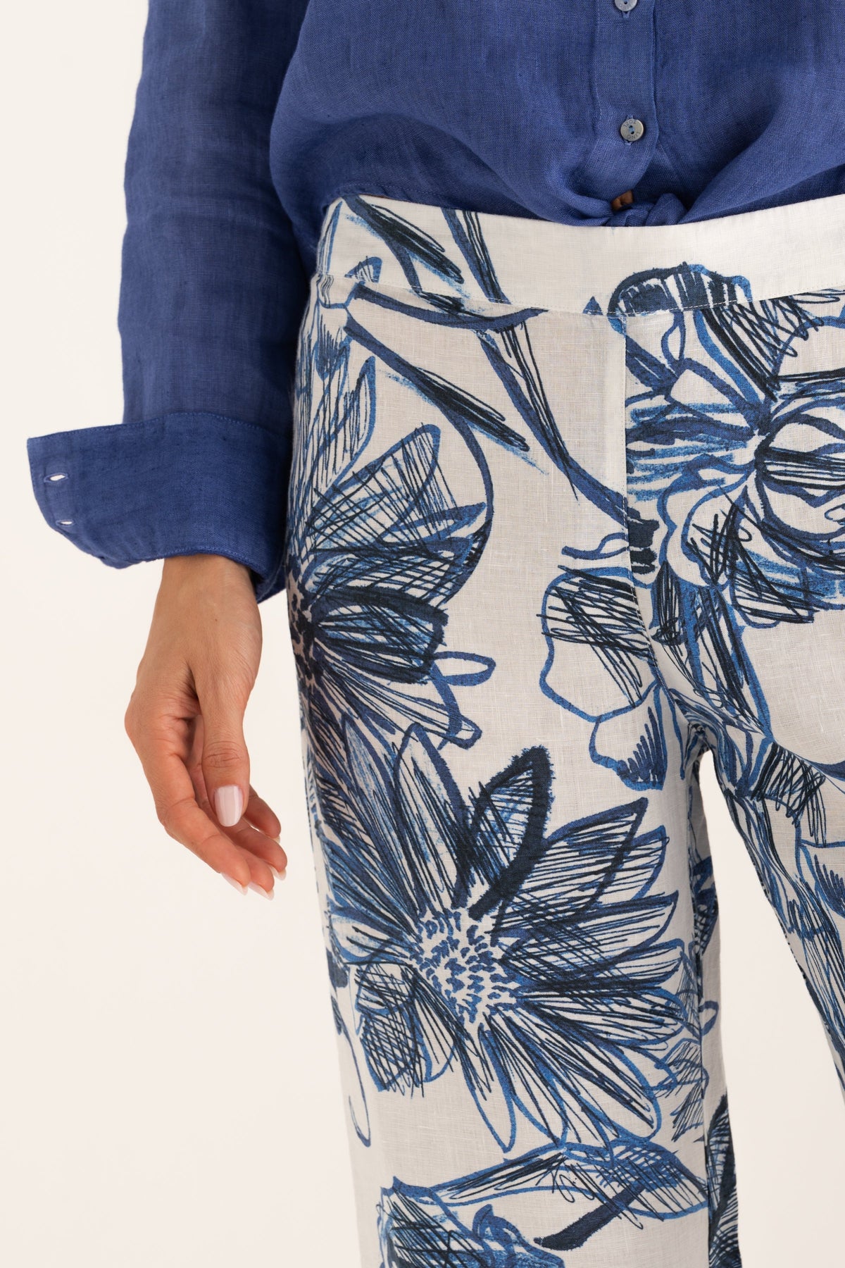 Women's Linen Wide-Leg Pants – Washed Blue Print, view 3