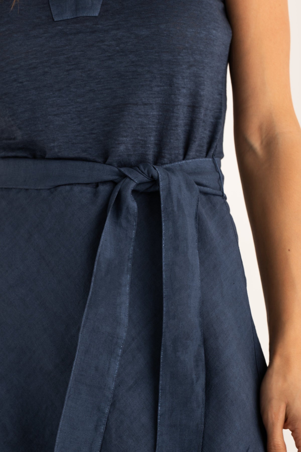 Women's Jersey Dress with Tie Waist – Navy Fade, view 4
