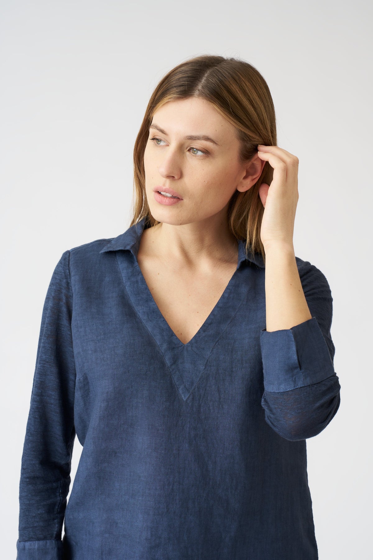 Women's Long Linen V-Neck Blouse – Navy Fade, view 2
