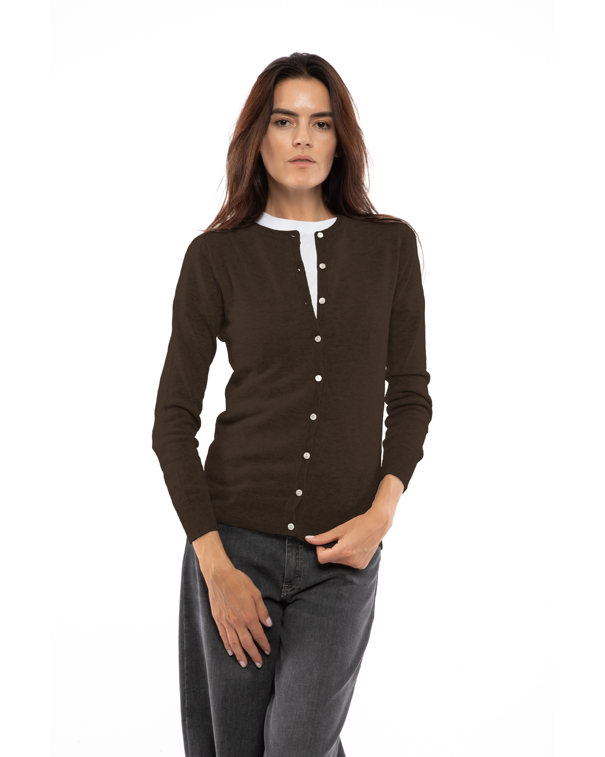 Coffee cashmere crewneck cardigan, front view on a model