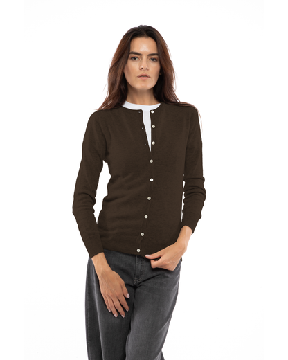 Coffee cashmere crewneck cardigan, front view on a model