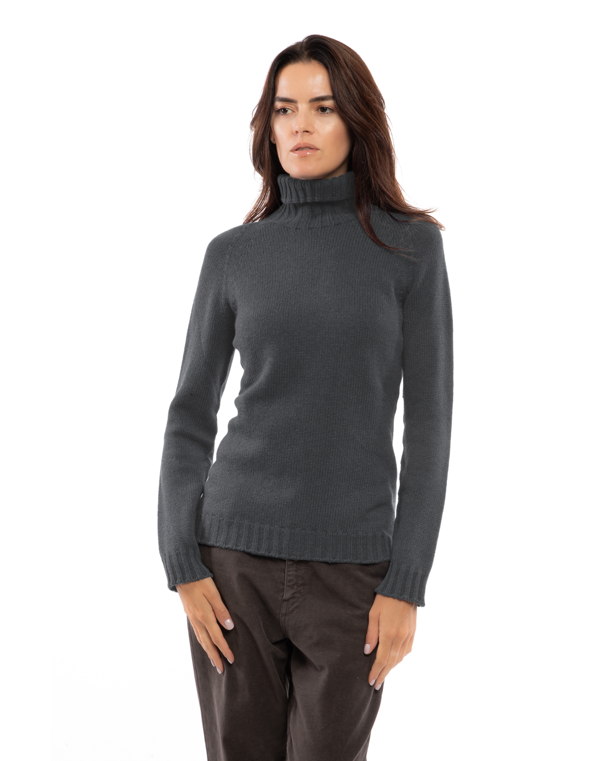 Women's cashmere raglan sleeve turtleneck sweater in Charcoal, front view on a model