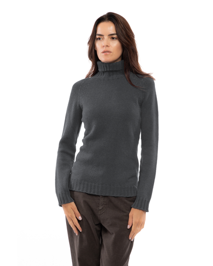 Women's cashmere raglan sleeve turtleneck sweater in Charcoal, front view on a model