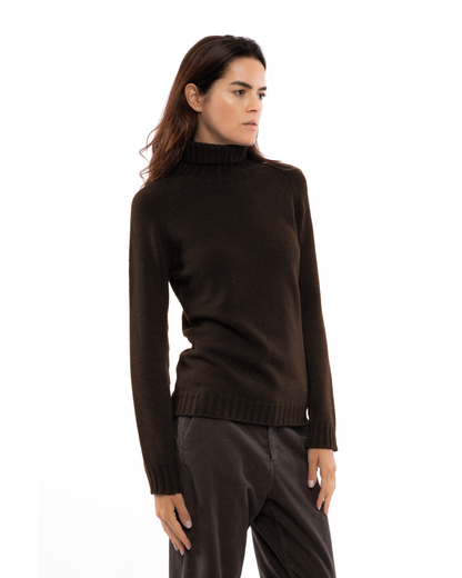 Women's cashmere raglan sleeve turtleneck sweater in Coffee, three-quarter view on a model