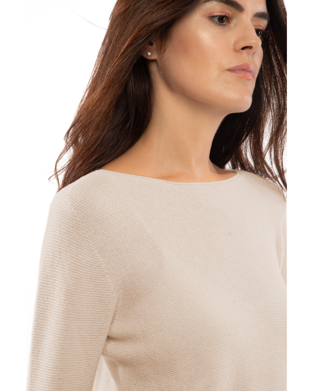 Beige cashmere links stitch boat neck sweater, close-up of the boat neckline and links stitch texture