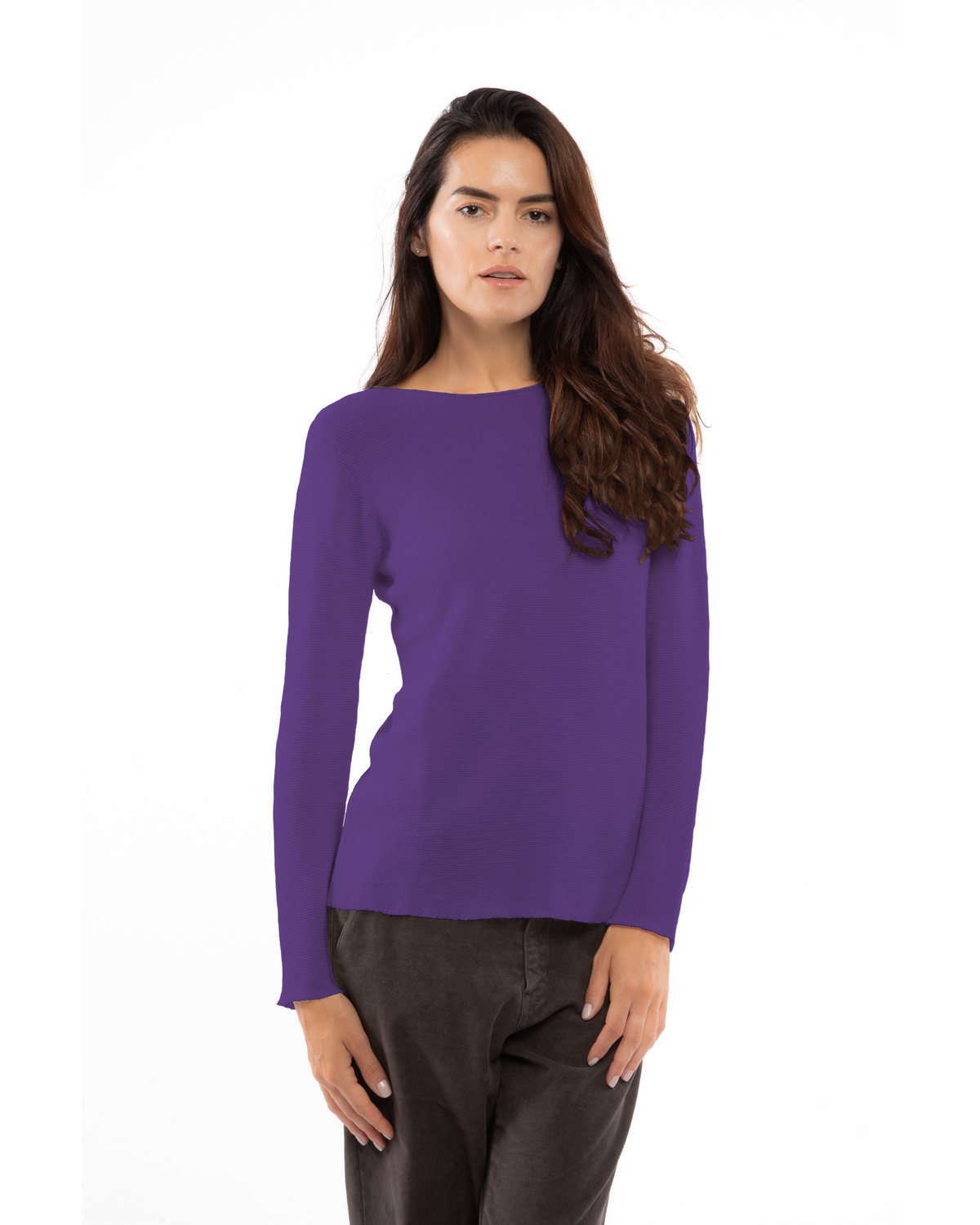 Iris Purple cashmere links stitch boat neck sweater, on a model, straight front view