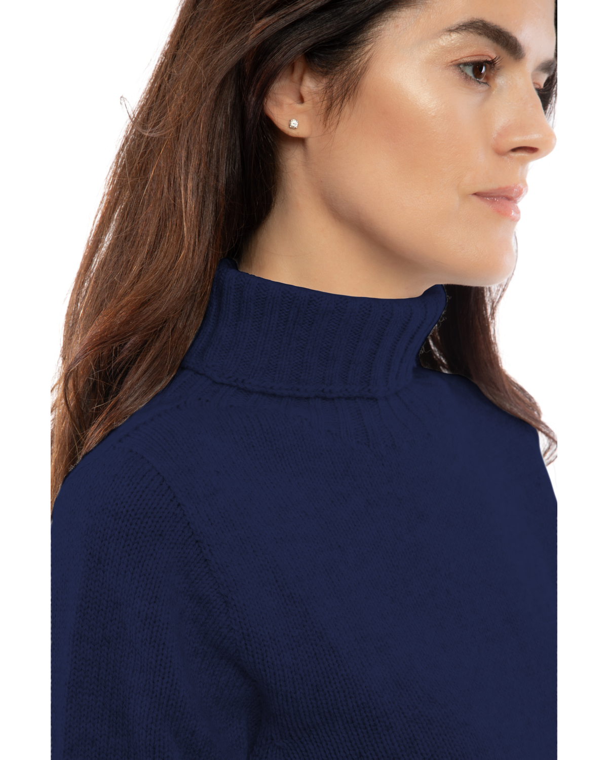 Women's classic cashmere turtleneck sweater in Blue, close-up of the ribbed turtleneck and cashmere knit