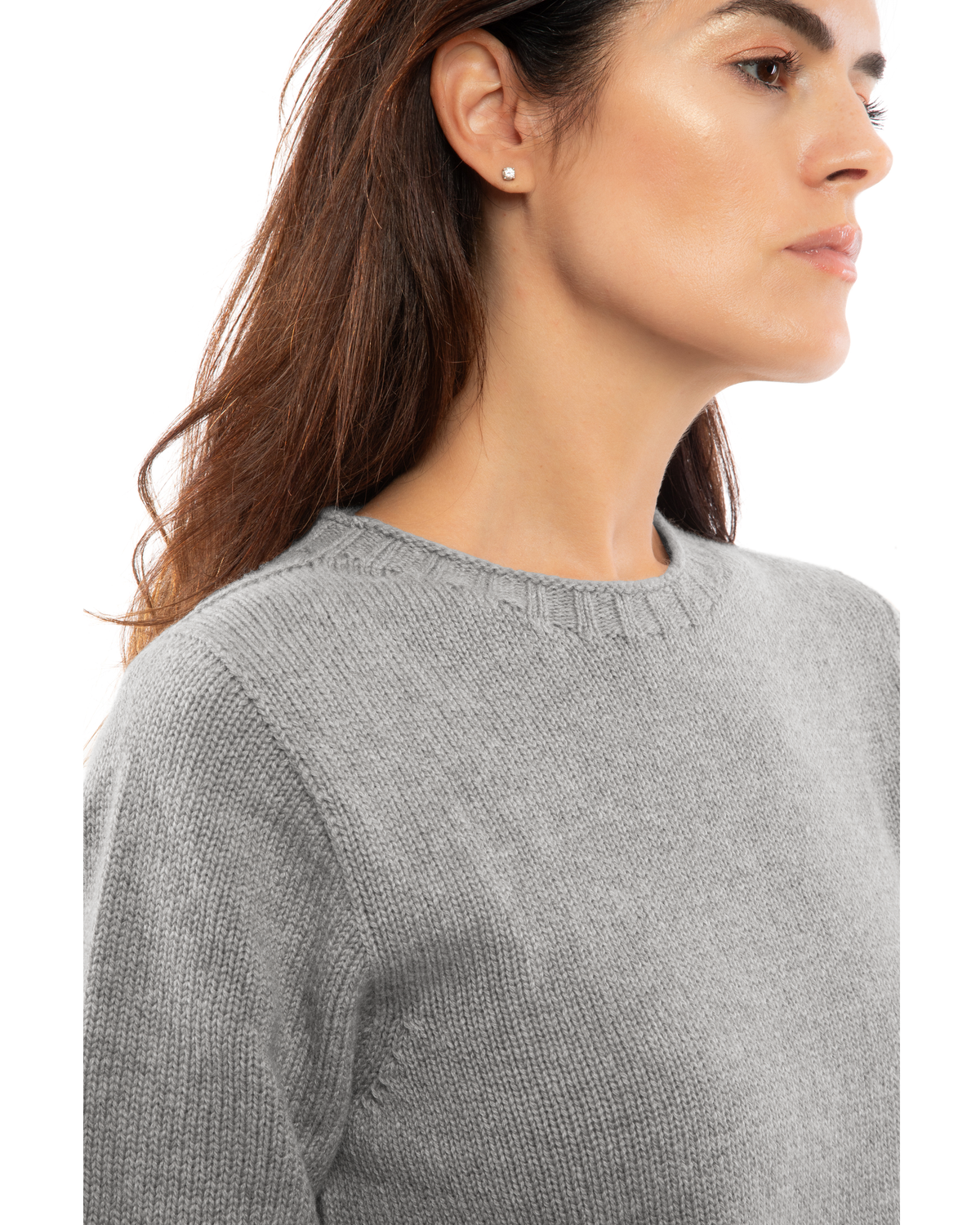 Melange gray cashmere ribbed-trim crewneck sweater, neckline close-up on a model.