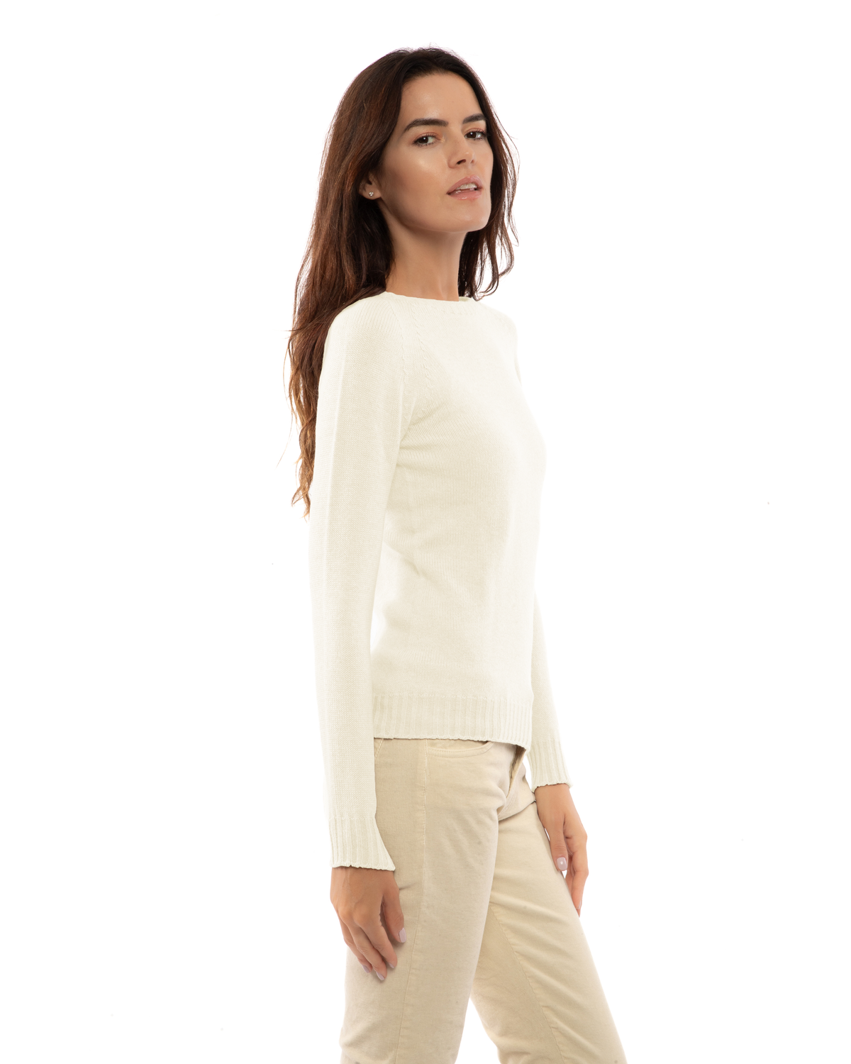 Milk white cashmere raglan crew-neck, side view on a model