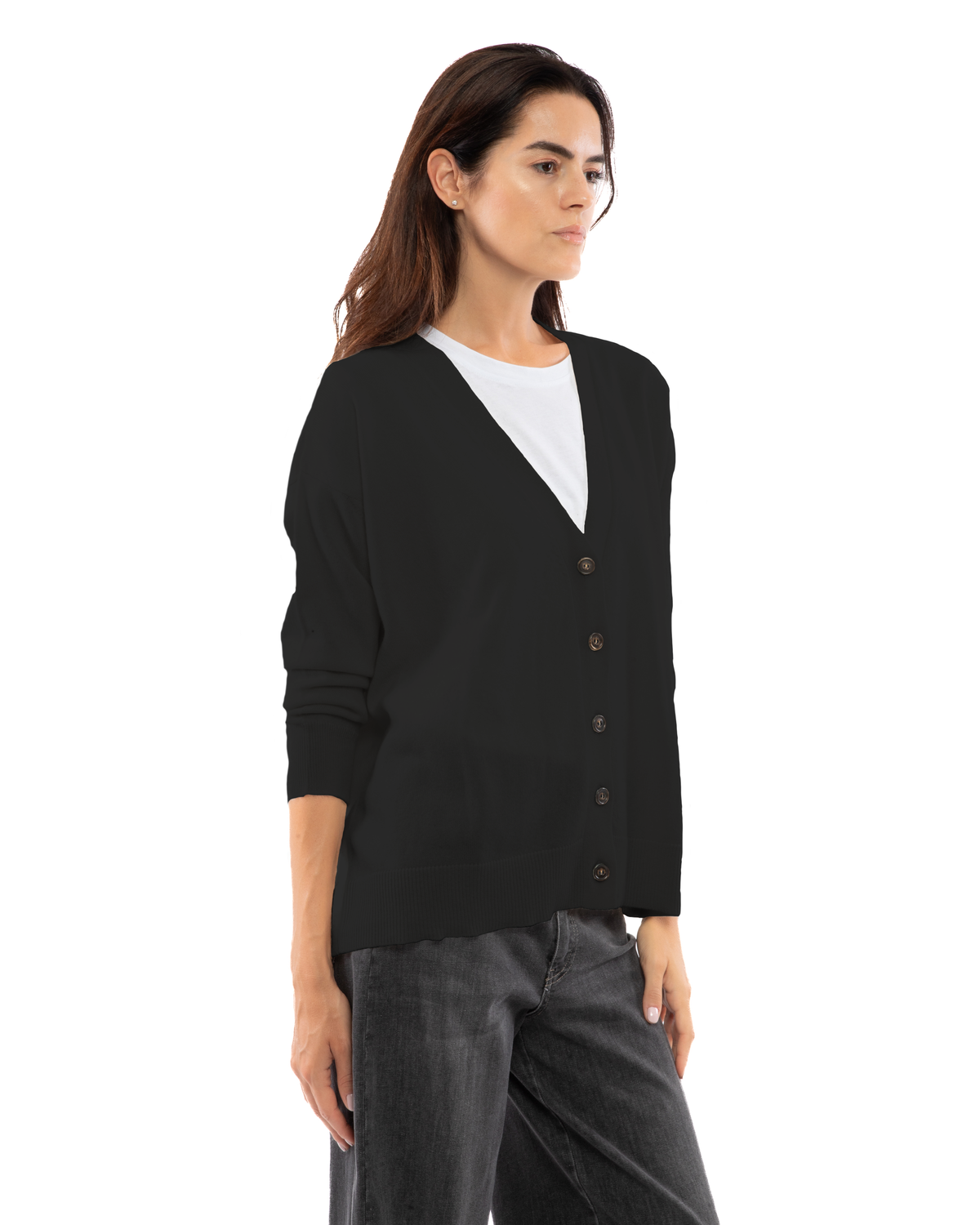 Women's cashmere oversized cardigan in Black, three-quarter front view on model