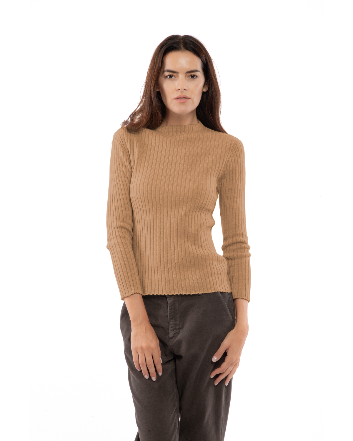 Camel cashmere vertical rib crew-neck sweater, front view on a model