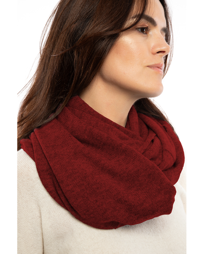 Women's Maxi Pure Cashmere Infinity Scarf Chianti — view 5