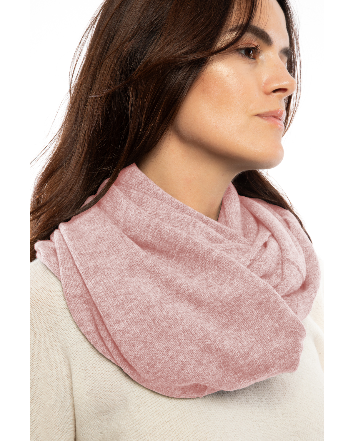 Close-up of the old rose cashmere infinity scarf around the neck