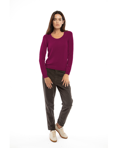 Women's Ultra-Light Pure Cashmere Scoop Neck Magenta — view 2