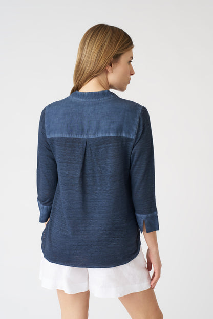 Women's Linen Relaxed V-Neck Blouse – Navy Fade, view 4