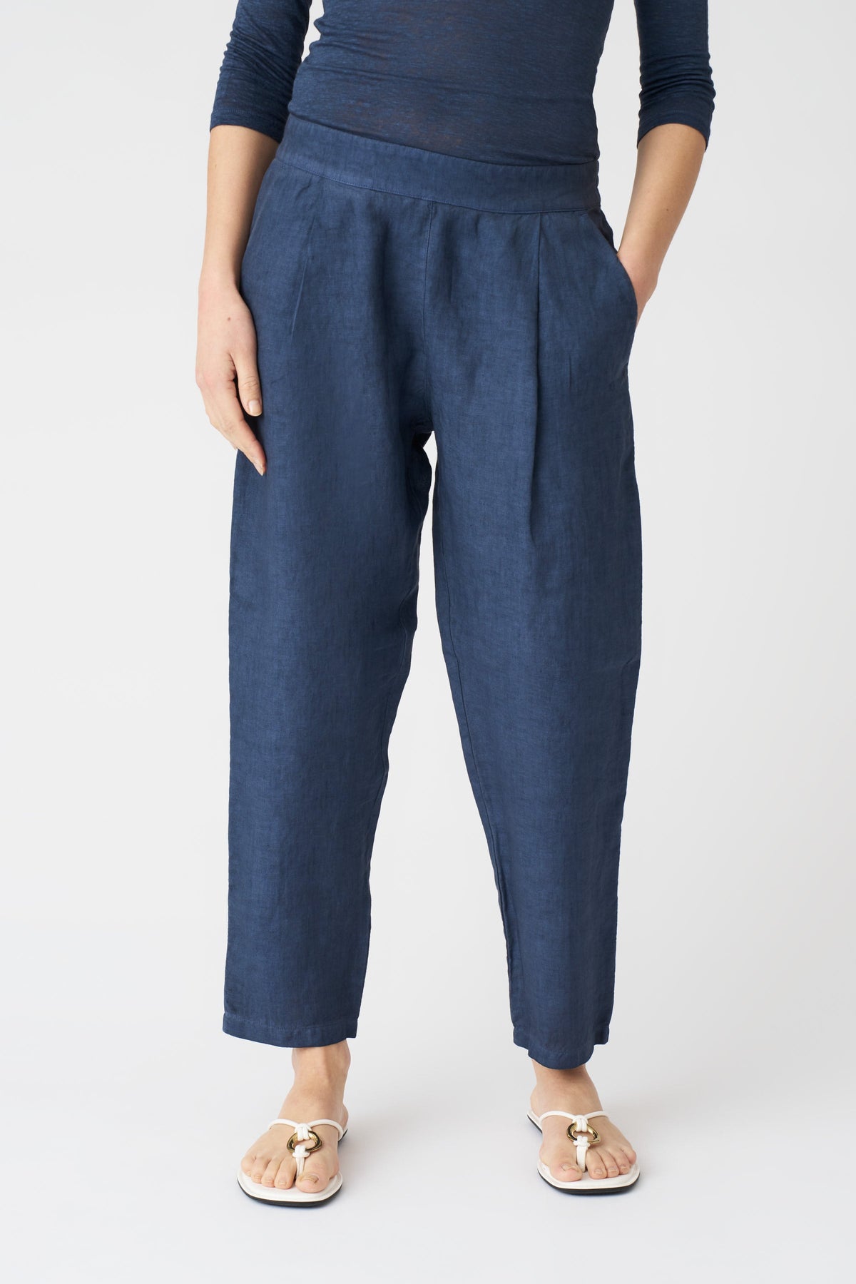 Women's Alessa Boyfriend Linen Pants – Navy Fade, view 3
