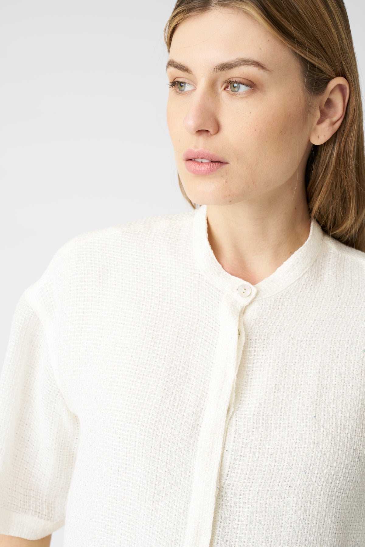 Women's Linen Cropped Shirt with Dropped Shoulders – White, view 2