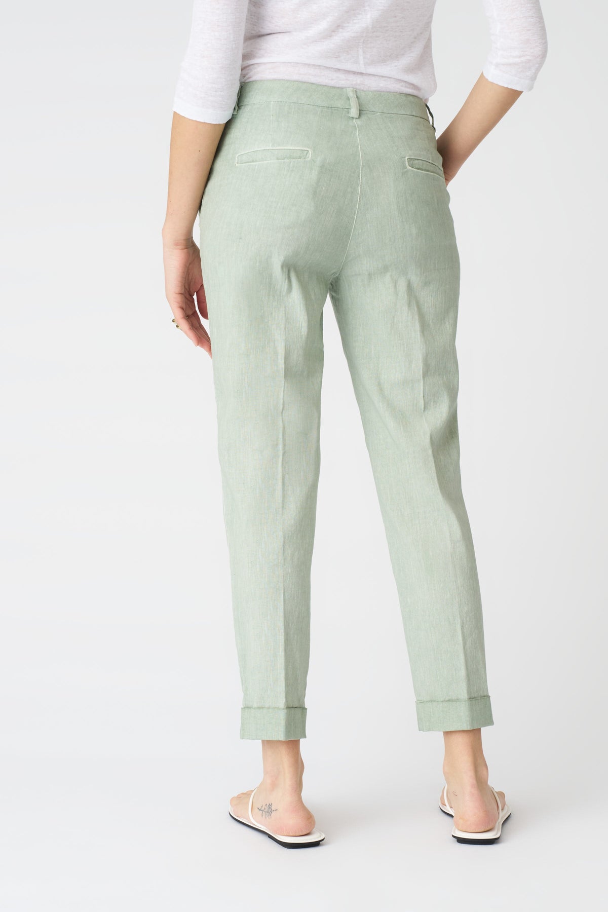 Women's Linen Cropped Chino Pants – Pistache Soft Fade, view 4