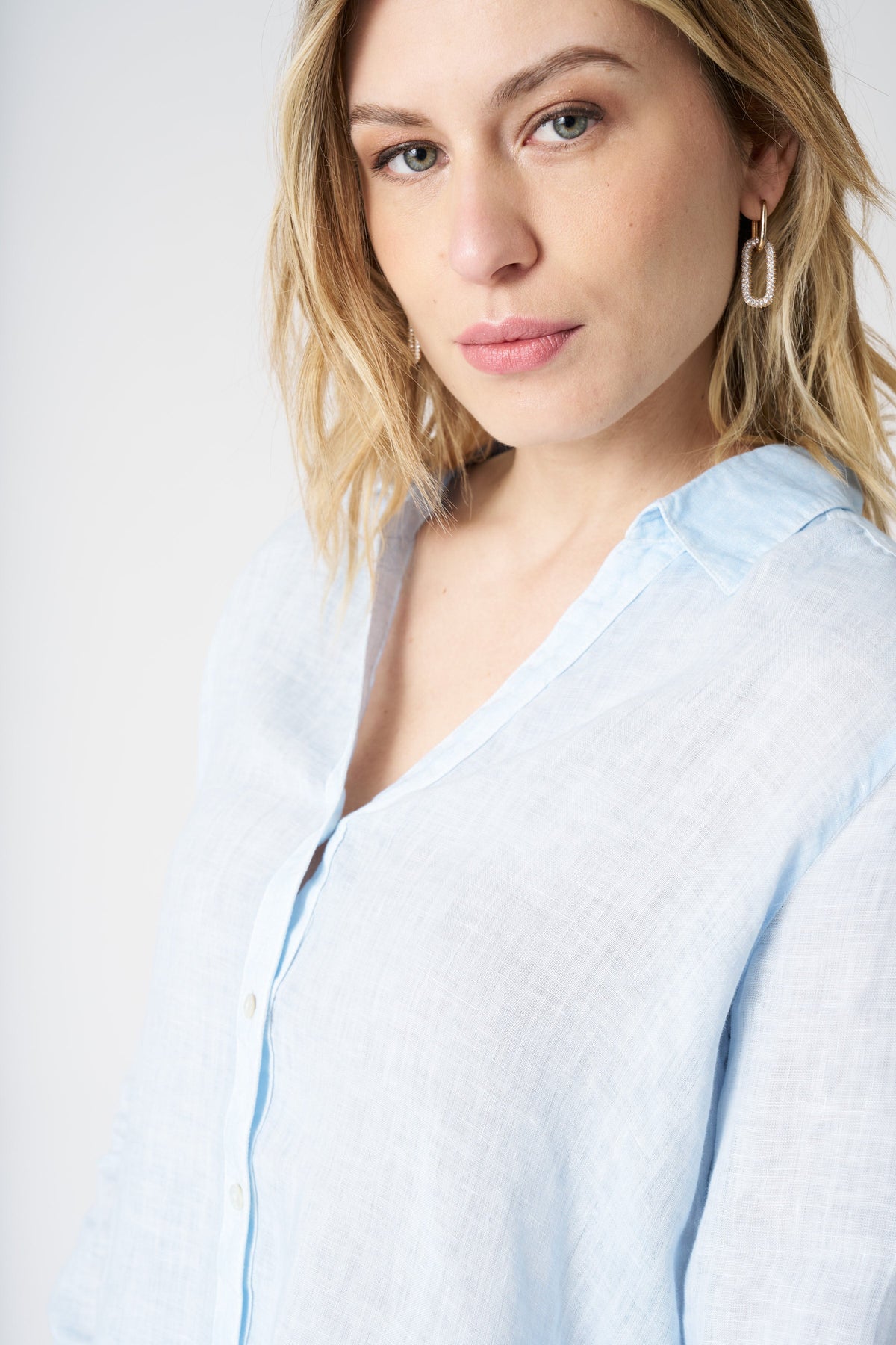 Women's Lily Linen Shirt – Sea Soft Fade, view 2