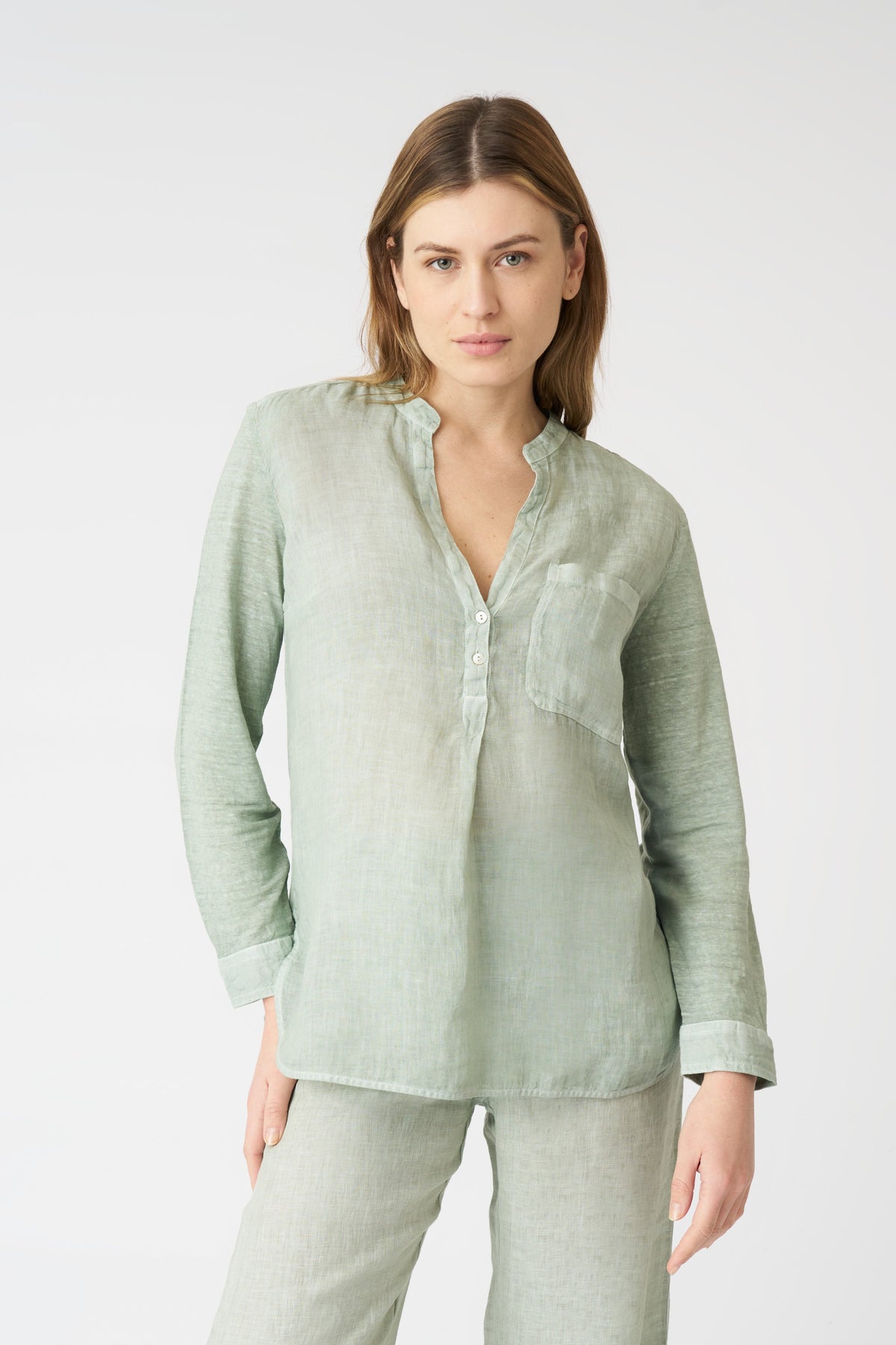 Women's Linen Blouse with Side Slits – Pistache Soft Fade, view 1
