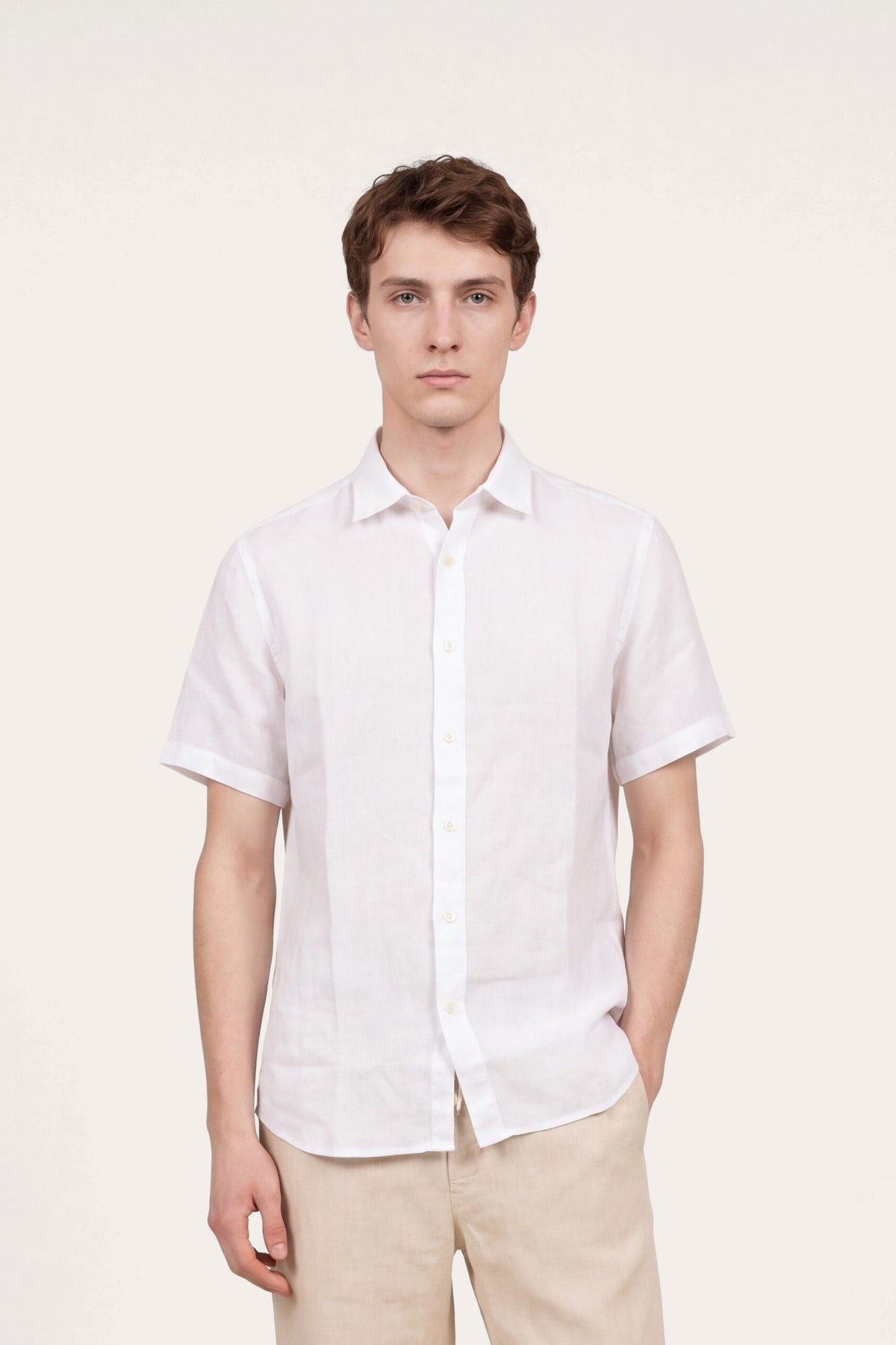 Men's Short-Sleeve Contemporary Fit Linen Shirt – White, view 1