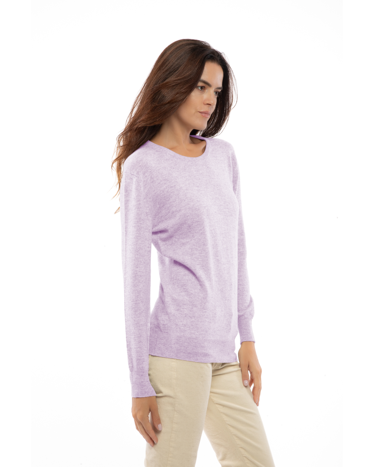 Lilac pure cashmere classic crewneck sweater, three-quarter view on a model.