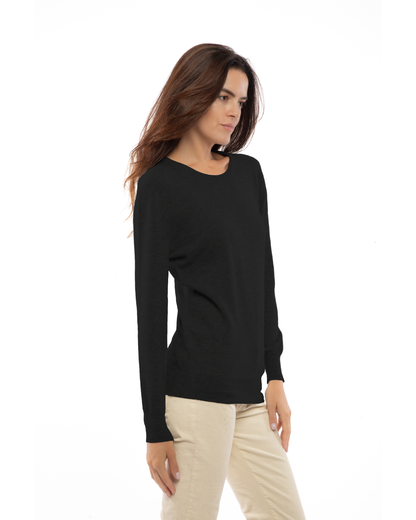 Black pure cashmere classic crewneck sweater, three-quarter view on a model.