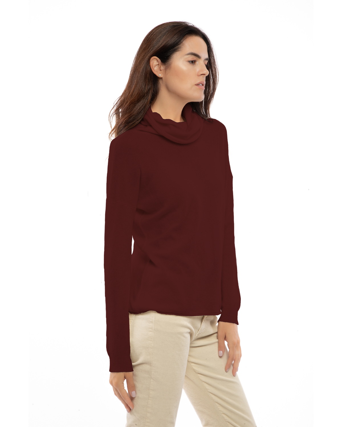 Bordeaux oversized pure cashmere cowl-neck sweater, three-quarter view on a model.