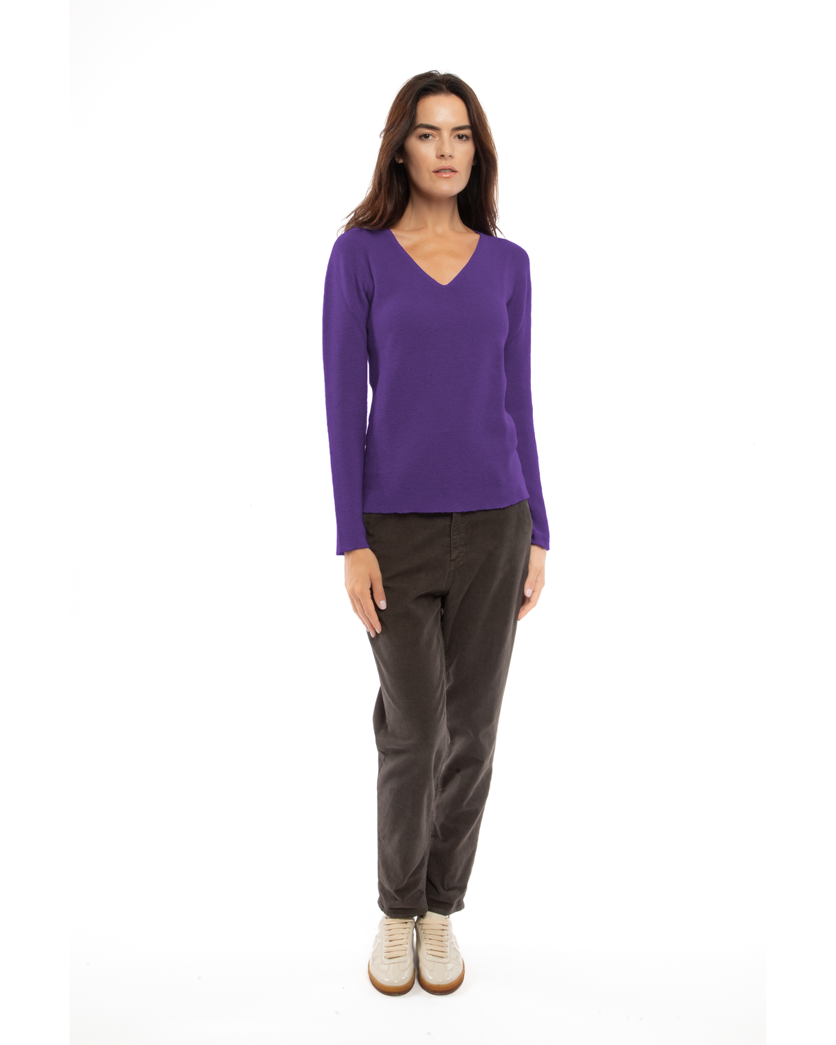 Iris Purple pure cashmere links-stitch V-neck sweater, full-length view on a model.