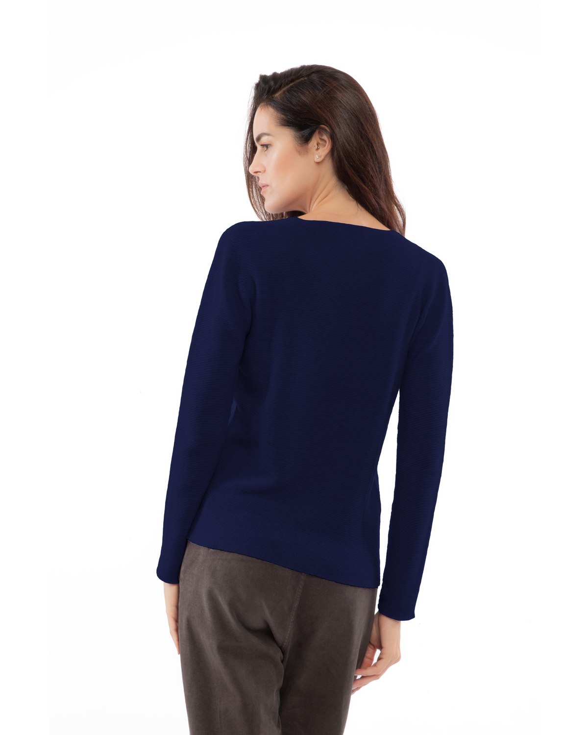 Blue pure cashmere links-stitch V-neck sweater, back view on a model.
