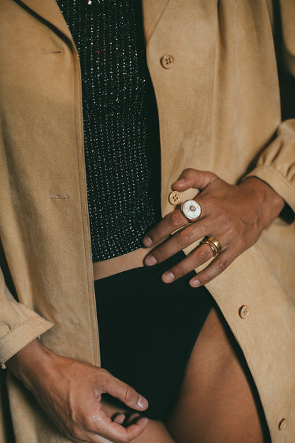 GOLD & SILVER PUKA SHELL RING WITH SAPPHIRE