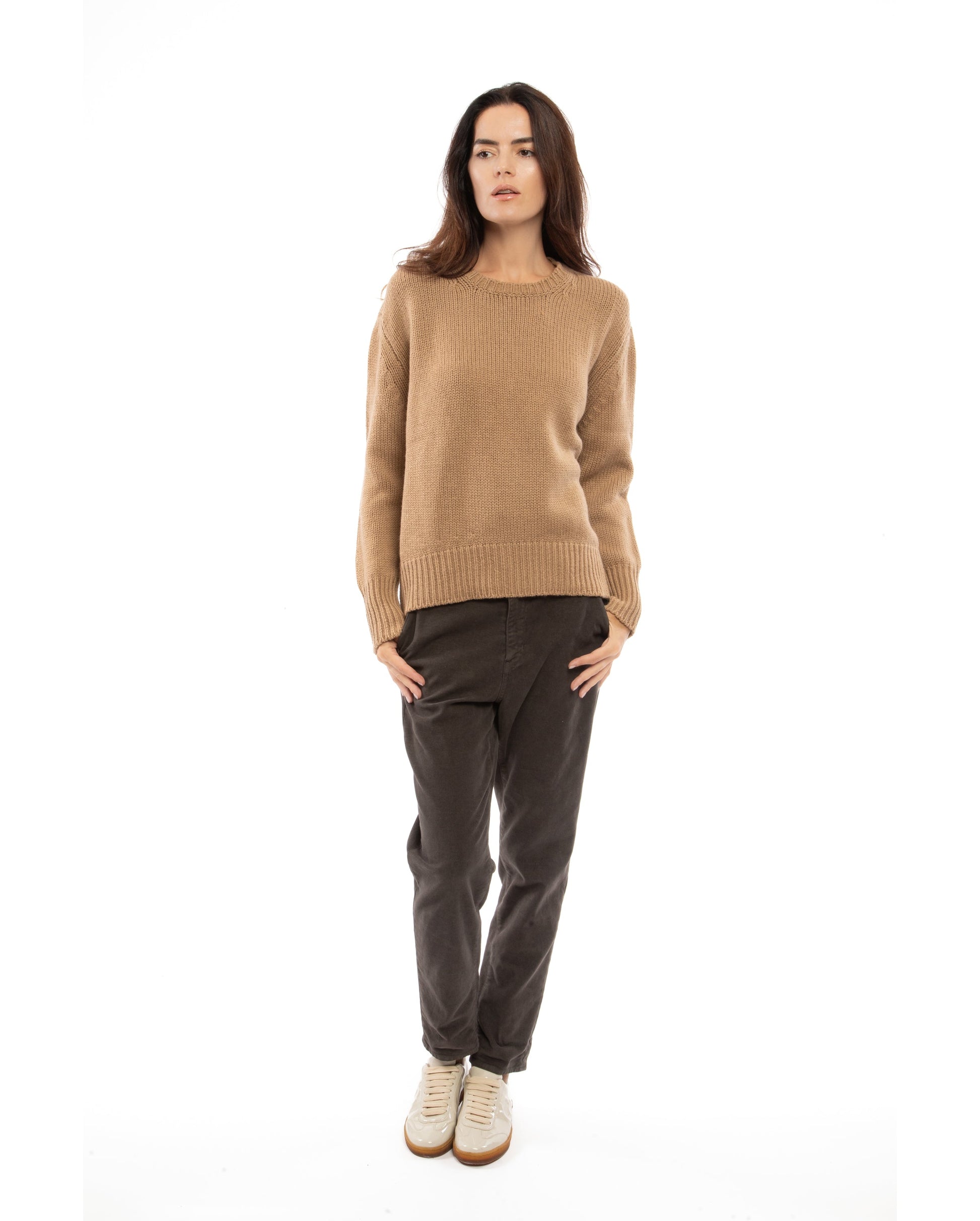 womens maxi sweater crew neck cashmere lambswool blend Camel Made In Italy 3